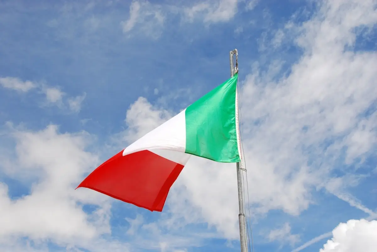Acqua al fluoro: ecco gli esperti italiani fanno chiarezza dopo le polemiche tutto quello che devi sapere Immagine selezionata