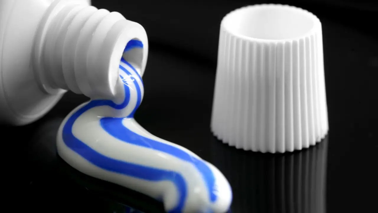 Acqua al fluoro: ecco gli esperti italiani fanno chiarezza dopo le polemiche tutto quello che devi sapere Immagine selezionata