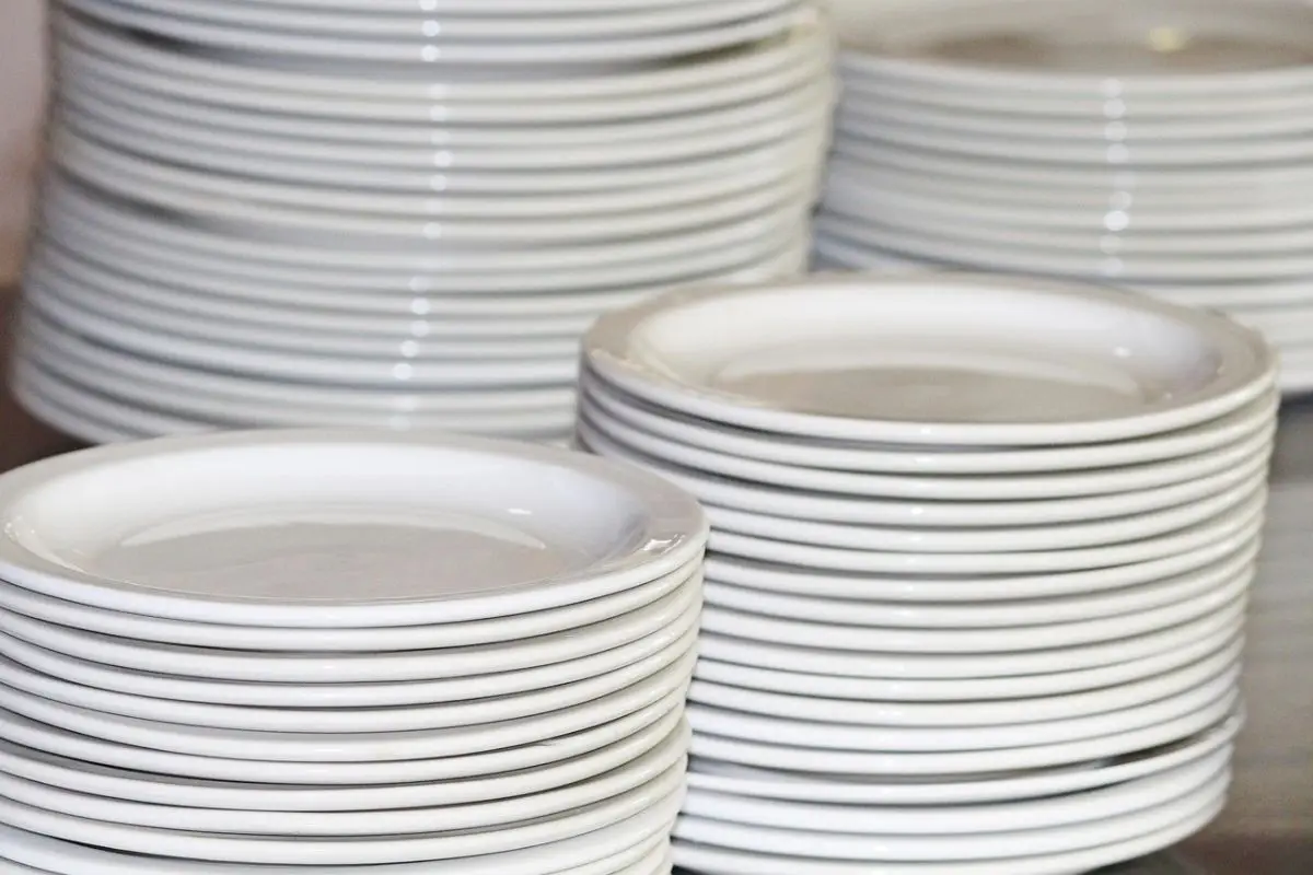 I piatti iconici Duralex tornano nei supermercati italiani, con nuovi design esclusivi