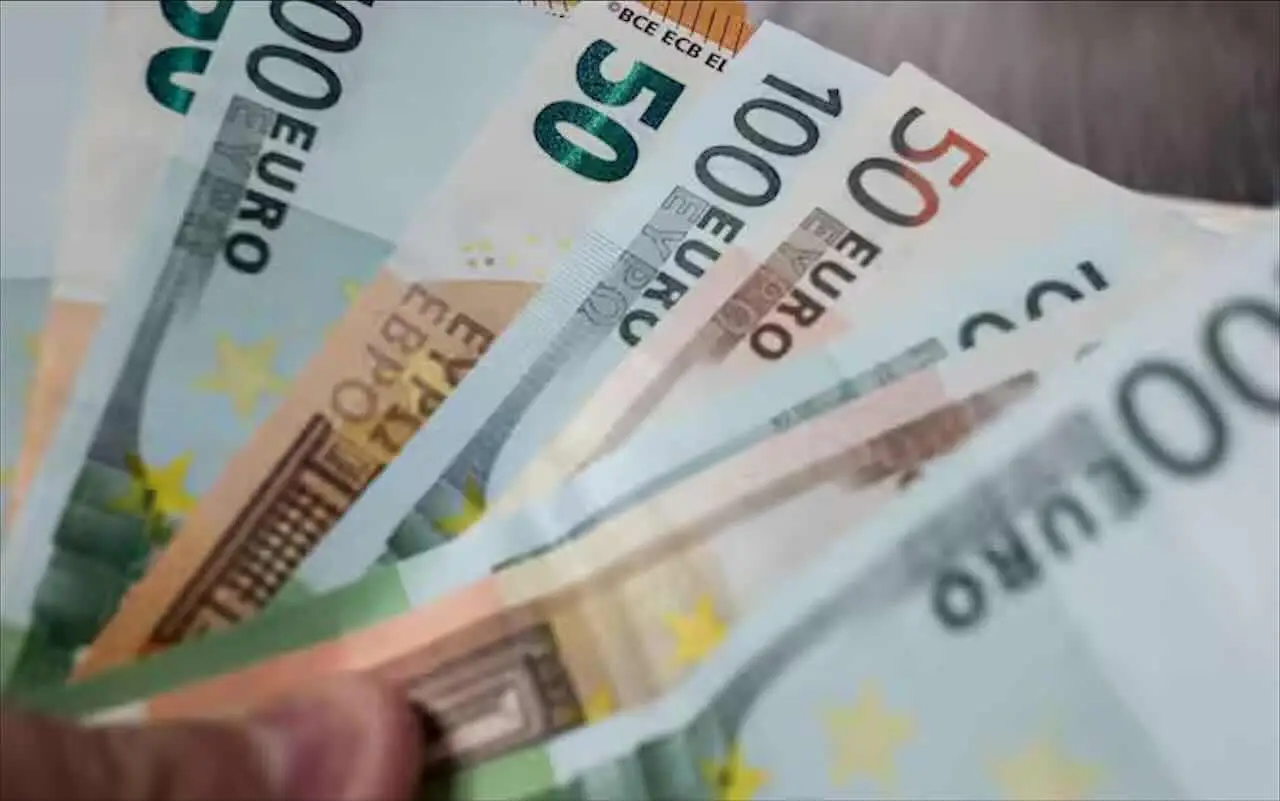Dal 2025 nuove regole per i risparmi in banca: buone notizie per i correntisti Immagine selezionata
