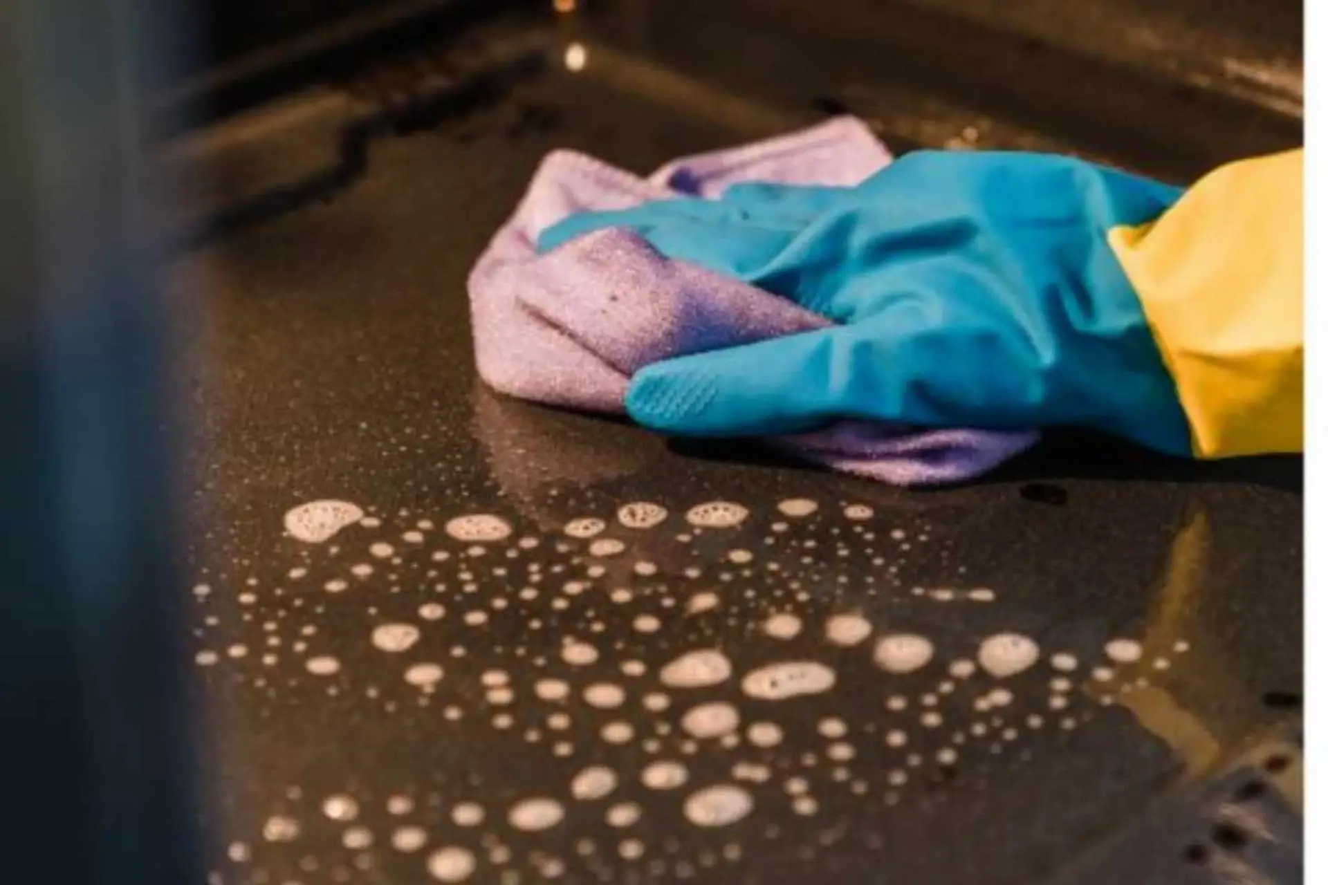 Come organizzare le pulizie di primavera in cucina: guida stanza per stanza Immagine selezionata