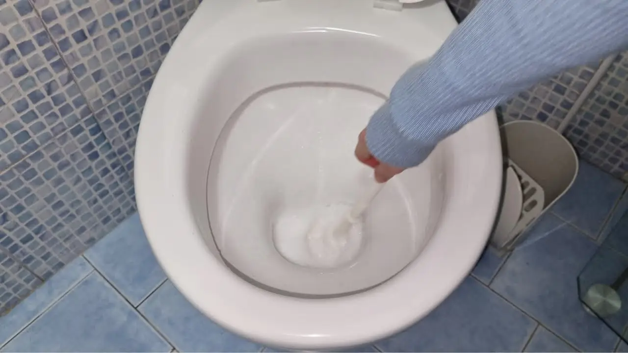 Igiene del bagno: metodi naturali per pulire senza prodotti chimici Igiene del bagno: metodi naturali per pulire senza prodotti chimici